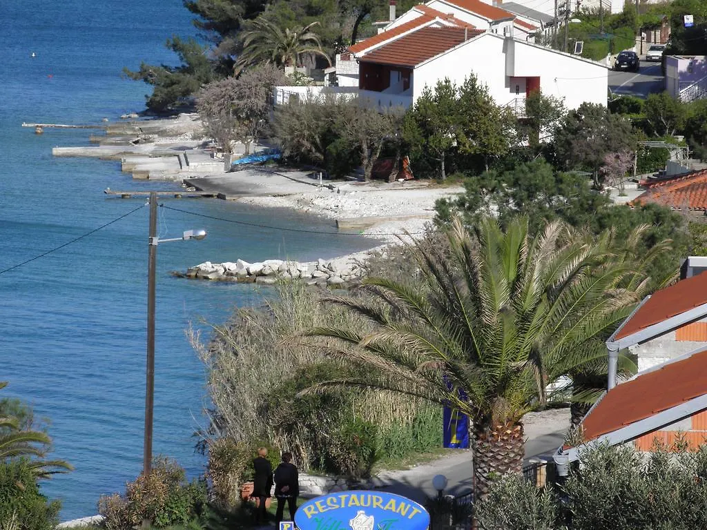 Apartment Adria Trogir