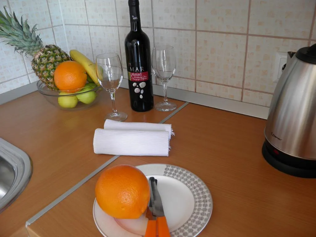 Apartment Adria Trogir 0*,