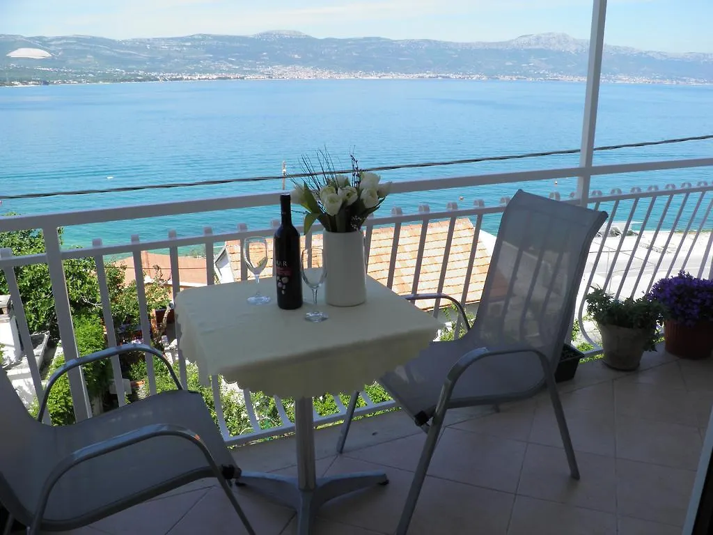 Apartment Adria Trogir 0*,