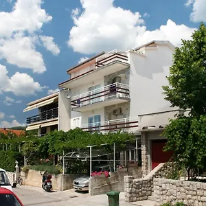 foglaljon itt