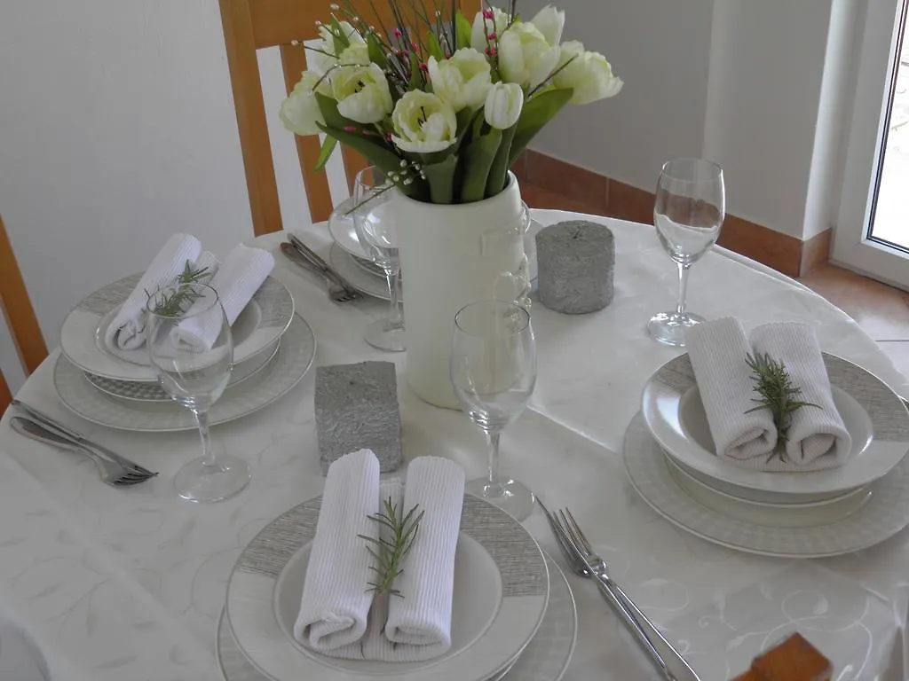 Apartment Adria Trogir 0*,